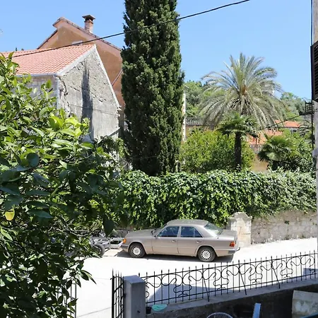 10121a Trpanj