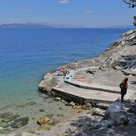 10121a * Trpanj